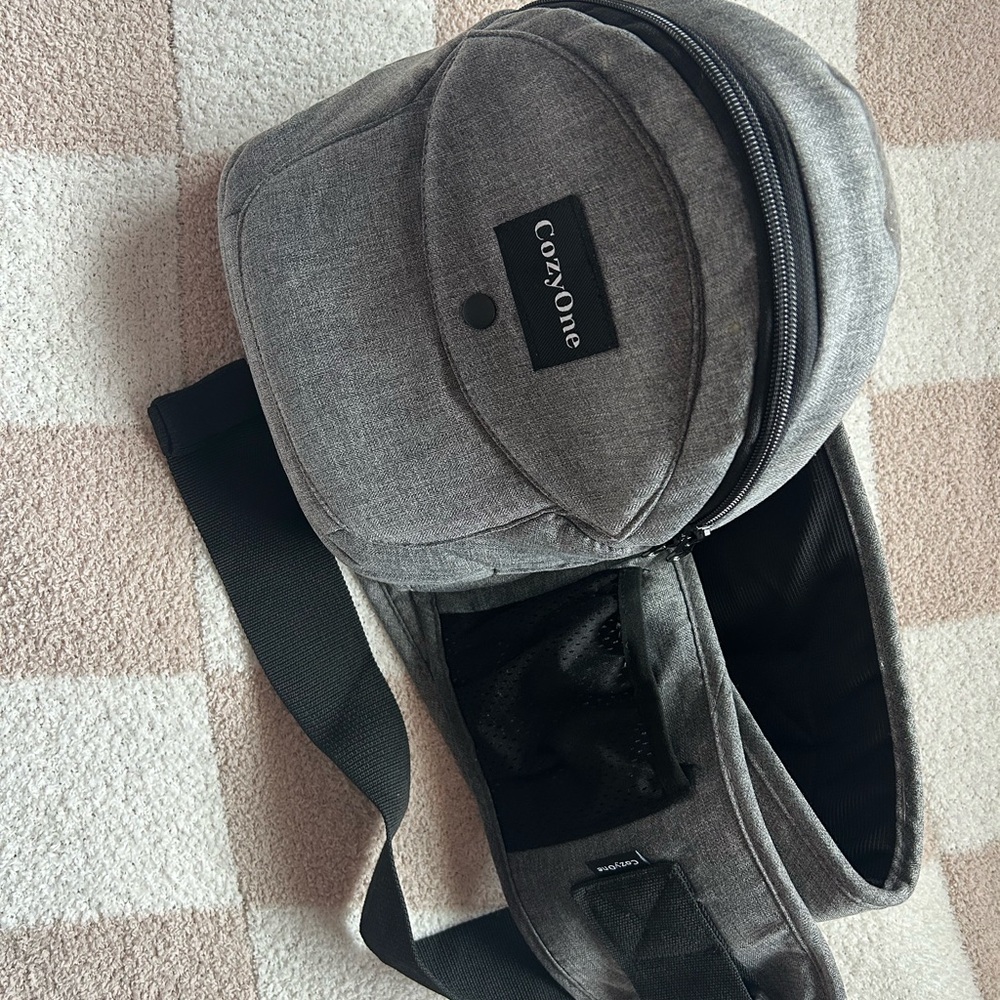 Cozy one carrier